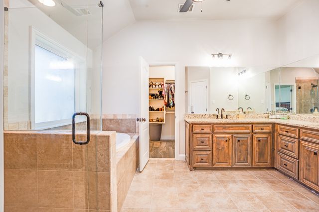 5308 Mission Circle, Granbury, TX 76049