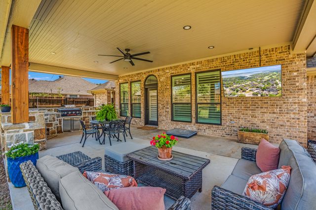 5308 Mission Circle, Granbury, TX 76049