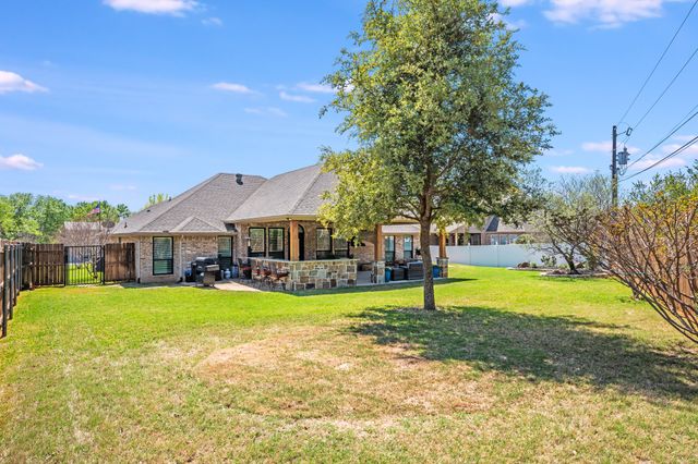 5308 Mission Circle, Granbury, TX 76049