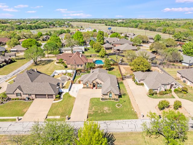 5308 Mission Circle, Granbury, TX 76049