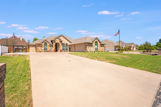 5308 Mission Circle, Granbury, TX 76049