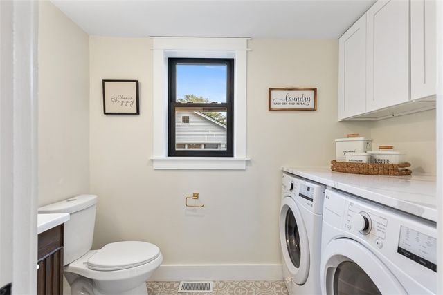 540 Middle Highway, Barrington, RI 02806