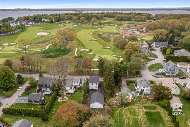 540 Middle Highway, Barrington, RI 02806