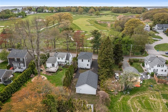 540 Middle Highway, Barrington, RI 02806
