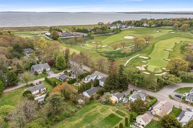 540 Middle Highway, Barrington, RI 02806