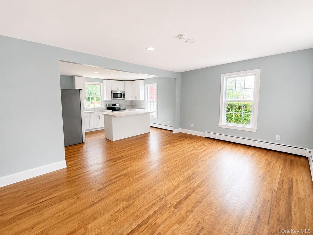 806 Mount Avenue, Wyandanch, NY 11798 — photo 5