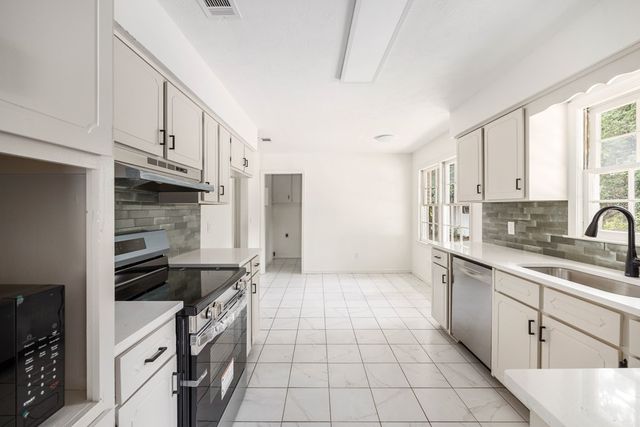 5502 Southlea Lane, Columbus, GA 31909