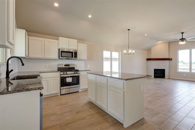 9308 NW 143rd Street, Yukon, OK 73099