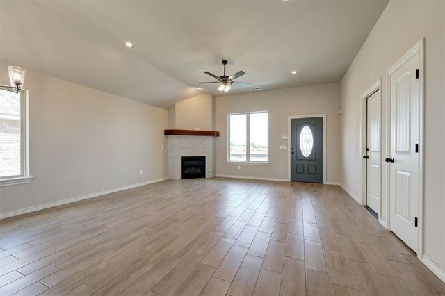 9308 NW 143rd Street, Yukon, OK 73099