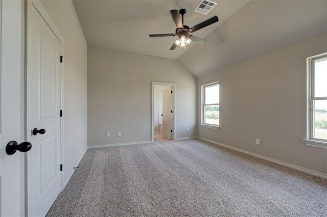 9308 NW 143rd Street, Yukon, OK 73099