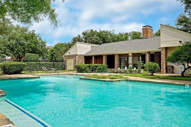 3120 Devonshire Drive 229, Plano, TX 75075