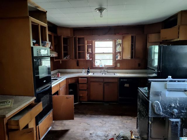 47 LAKESIDE DRIVE, Childersburg, AL 35044