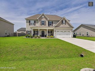 703 Kiwi Stone Circle, Jacksonville, NC 28546