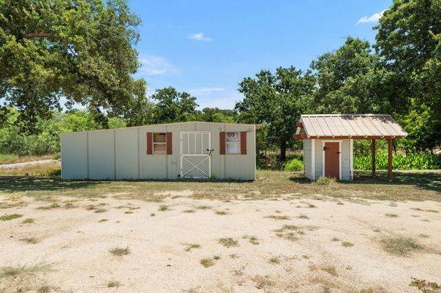 137 Hill DR, Granite Shoals, TX 78654