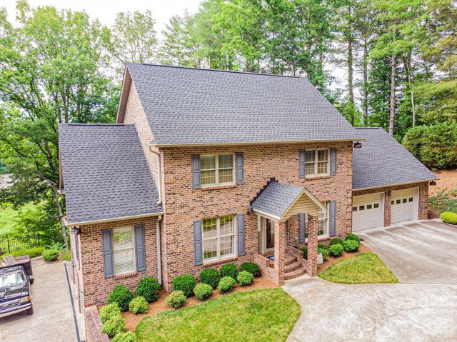 236 Robinwood Circle NE, Lenoir, NC 28645