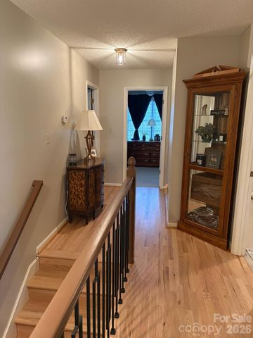 236 Robinwood Circle NE, Lenoir, NC 28645