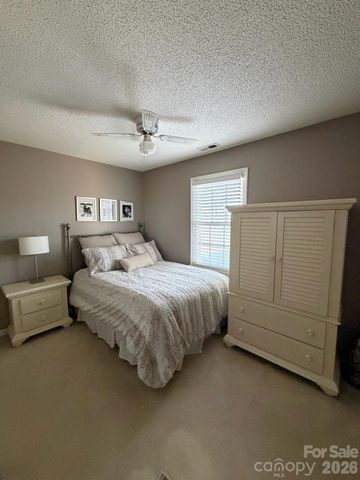 236 Robinwood Circle NE, Lenoir, NC 28645