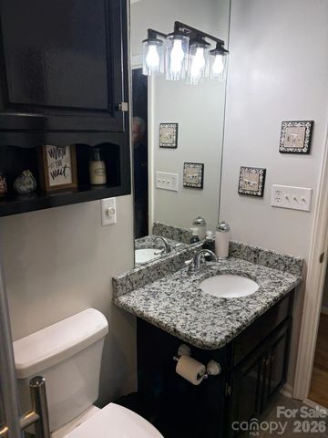 236 Robinwood Circle NE, Lenoir, NC 28645