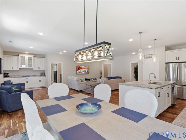 11571 Kings Pond Dr, Providence Forge, VA 23140