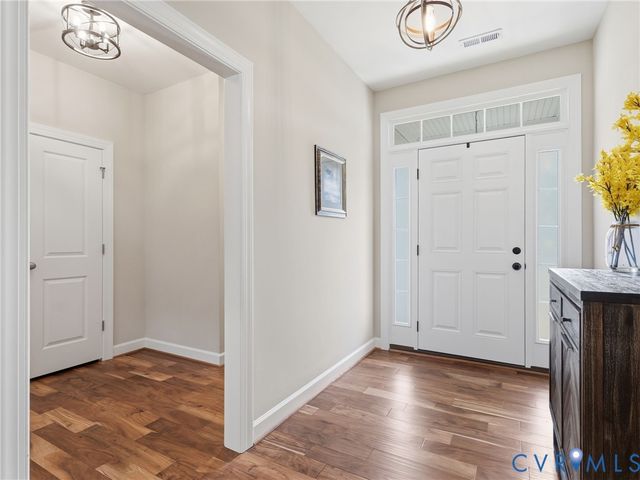 11571 Kings Pond Dr, Providence Forge, VA 23140