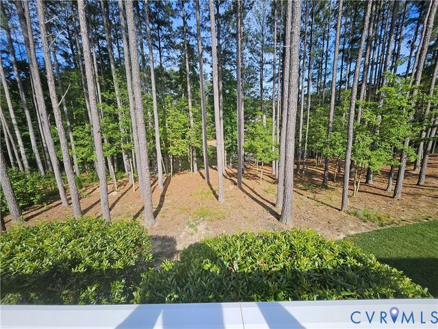 11571 Kings Pond Dr, Providence Forge, VA 23140