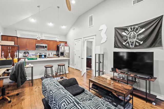 4406 Clay Street, Houston, TX 77023