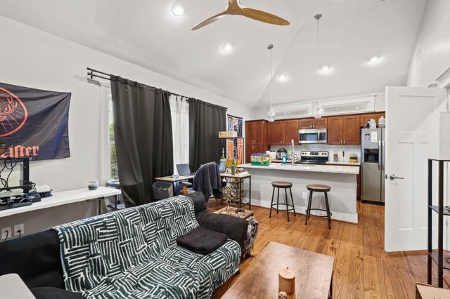 4406 Clay Street, Houston, TX 77023