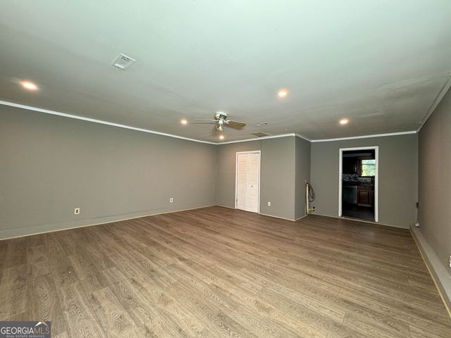 8846 Wesley Place, Jonesboro, GA 30238