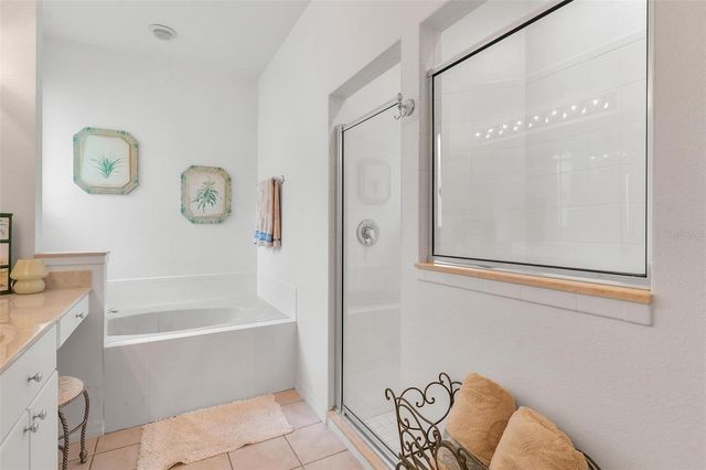 5380 CHARLESTON AVENUE, Tavares, FL 32778