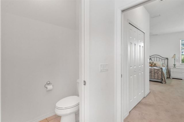 5380 CHARLESTON AVENUE, Tavares, FL 32778