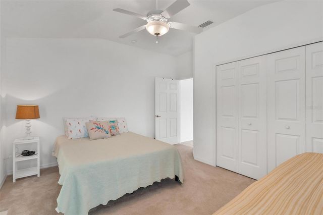 5380 CHARLESTON AVENUE, Tavares, FL 32778