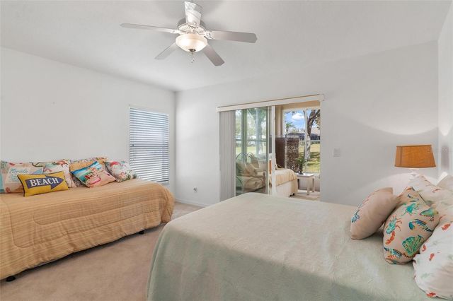 5380 CHARLESTON AVENUE, Tavares, FL 32778