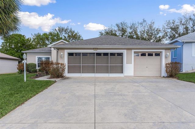 5380 CHARLESTON AVENUE, Tavares, FL 32778