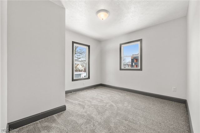 840 E Buchtel Avenue, Akron, OH 44305