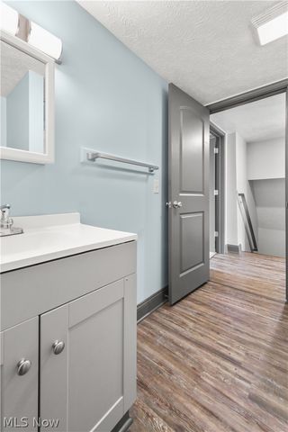 840 E Buchtel Avenue, Akron, OH 44305