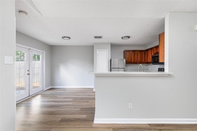 1803 Heatherglen LN, Austin, TX 78758