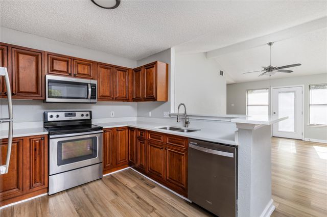 1803 Heatherglen LN, Austin, TX 78758