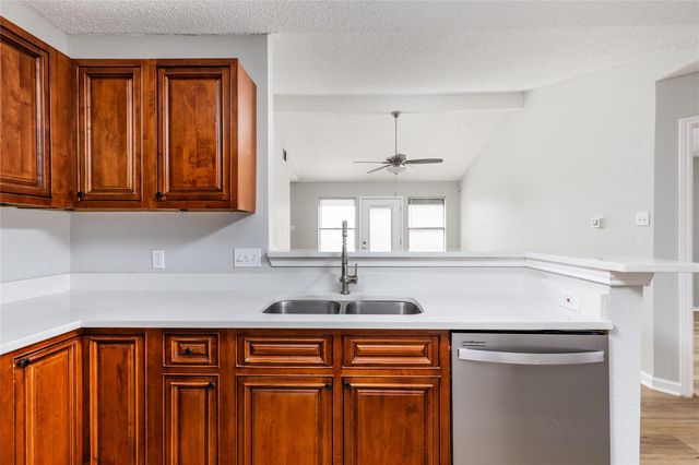1803 Heatherglen LN, Austin, TX 78758