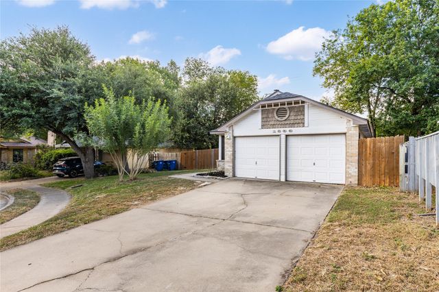 1803 Heatherglen LN, Austin, TX 78758