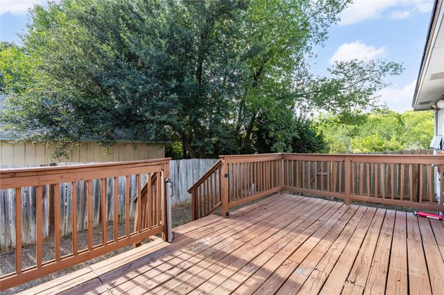 1803 Heatherglen LN, Austin, TX 78758