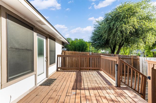 1803 Heatherglen LN, Austin, TX 78758