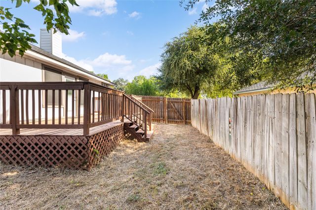 1803 Heatherglen LN, Austin, TX 78758
