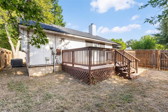 1803 Heatherglen LN, Austin, TX 78758