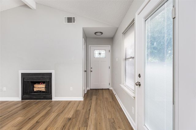 1803 Heatherglen LN, Austin, TX 78758