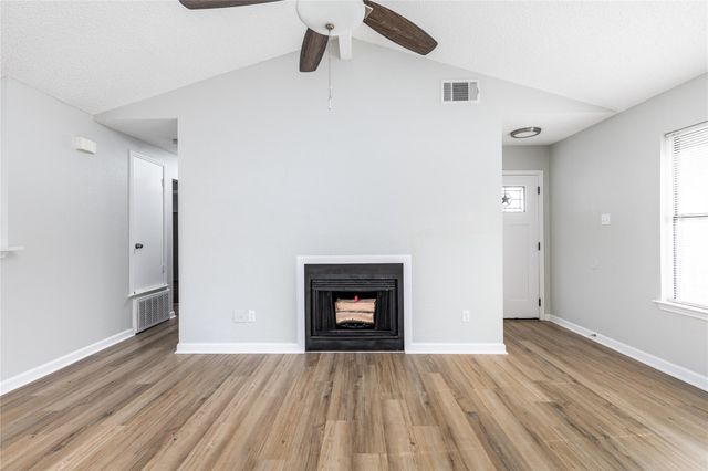 1803 Heatherglen LN, Austin, TX 78758