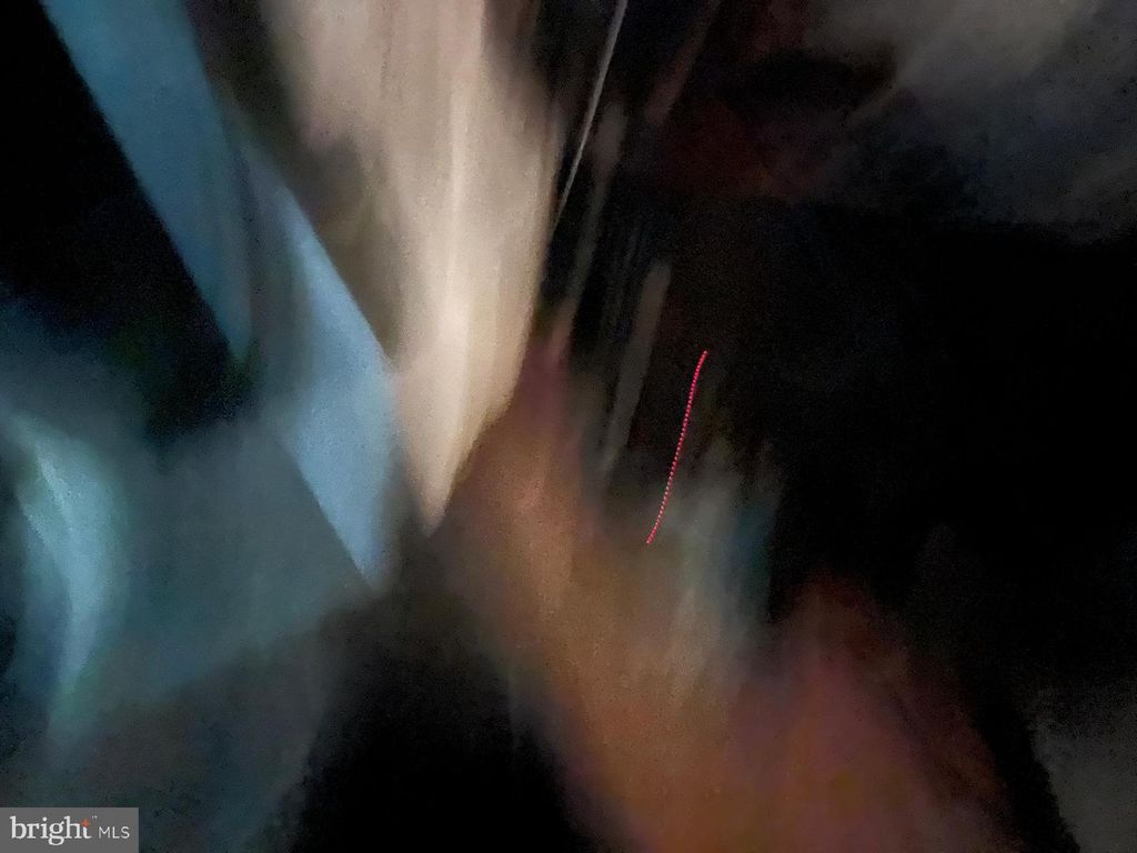 Image 15 of property listing at Address unavailable.