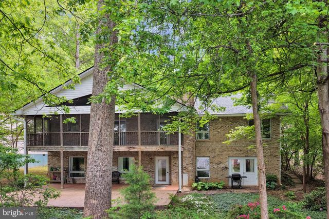 110 FEDERAL RD, Locust Grove, VA 22508
