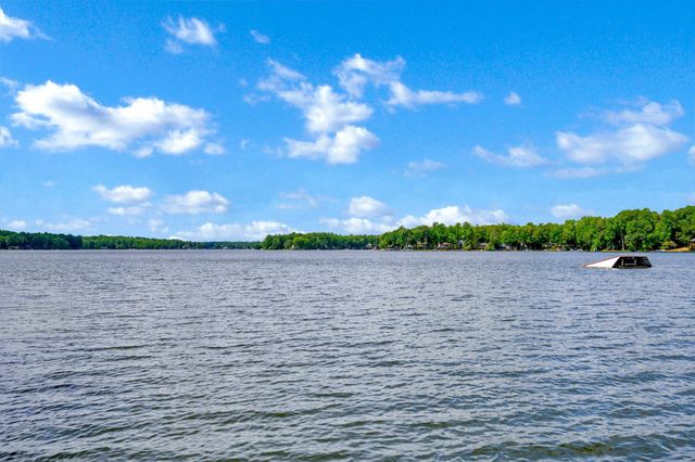 110 FEDERAL RD, Locust Grove, VA 22508