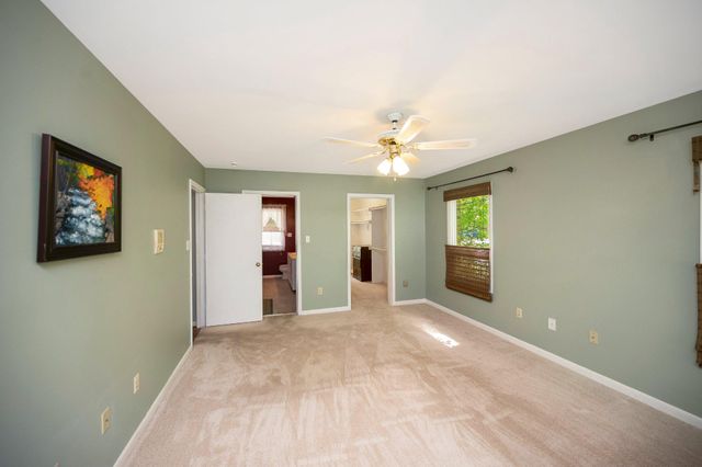 110 FEDERAL RD, Locust Grove, VA 22508