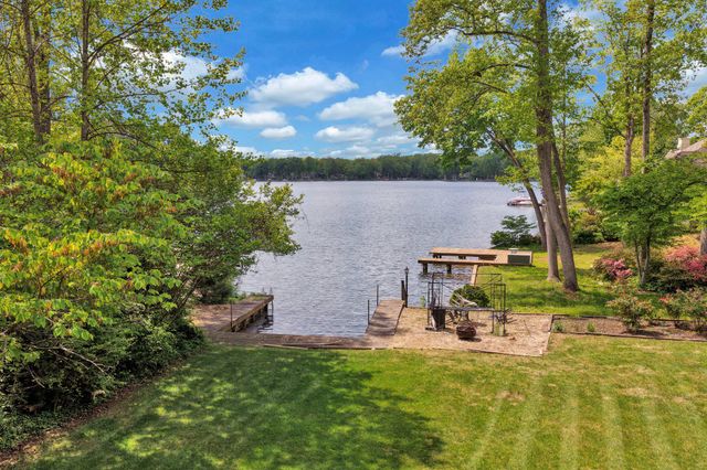 110 FEDERAL RD, Locust Grove, VA 22508
